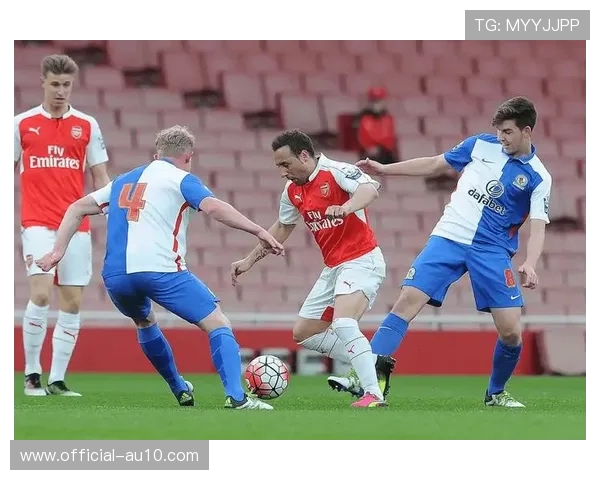 吉达国民整体占优,主场对阵迈季迈阿宽广胜算大 吉达国民整体占优,主场对阵迈季迈阿宽广胜算大